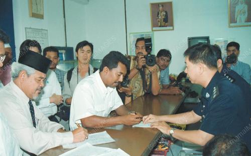 PG01-29_06_2000_-KEADILAN_POLIS_08012016