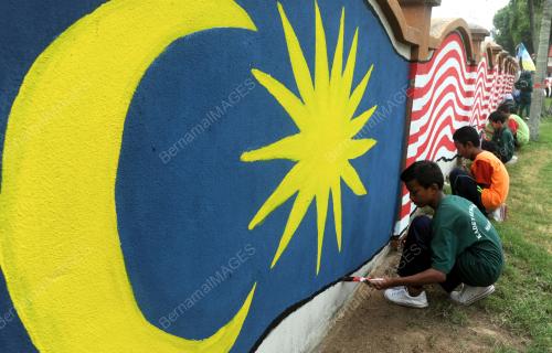 PG01_02092015_MURAL_JALUR