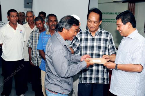 PG01_03012014_HILMI_PETANI