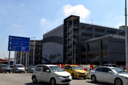 TEMPAT_PARKIR