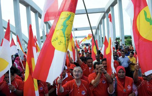 PG01_03052012_PAK_LAH_UMNO