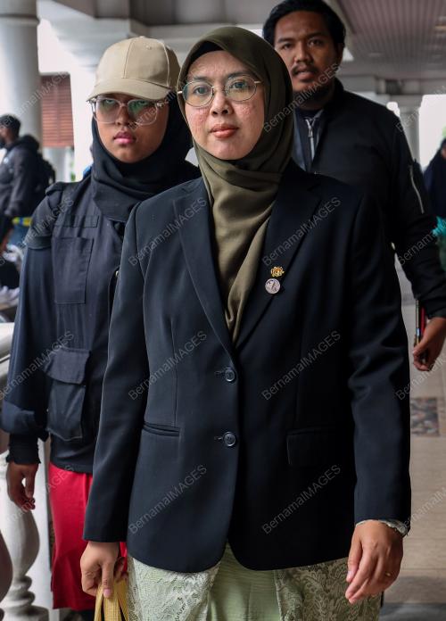 DR SITI MASTURA MUHAMMAD