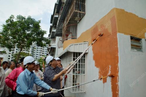 PG01_04112012_MENTERI_CAT