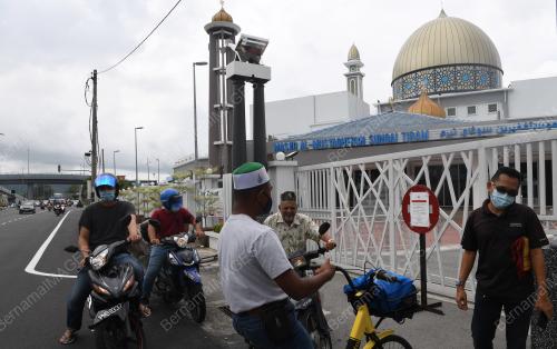 MASJID TUTUP