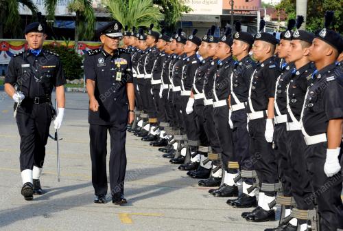 PG01_05012017_PERIKSA_BARISAN
