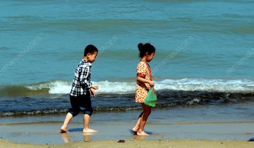 PENCEMARAN PANTAI