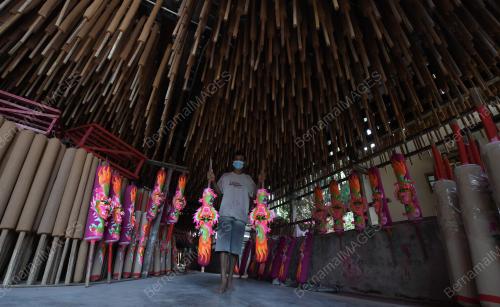KAYU COLOK TRADISIONAL