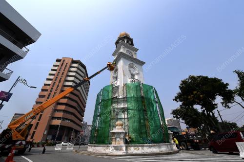 PG01_06092019_MENARA_JAM_BN201902251564