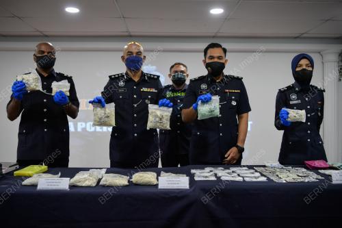 ACP SOFFIAN SANTONG