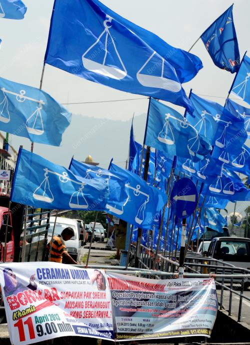 PG01_08042013_BENDERA_BN