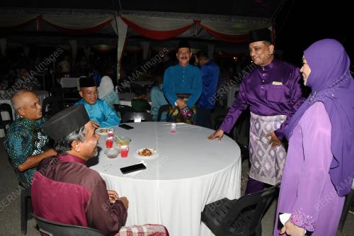 DATUK SERI REEZAL MERICAN NAINA MERICAN