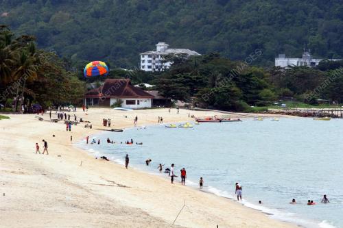 PANTAI_RAMAI