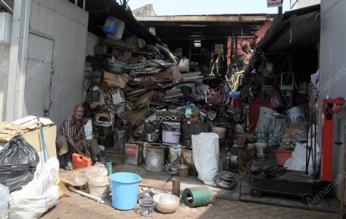 PG01_09102015_KEDAI_LUSUH