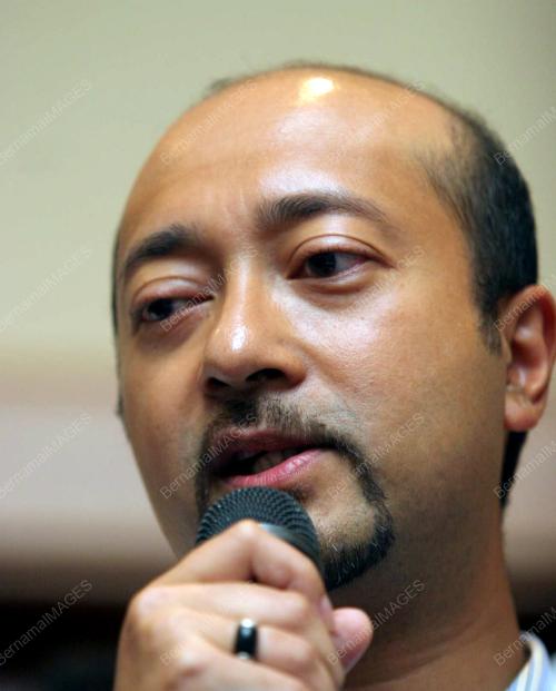 MUKHRIZ TUN MAHATHIR