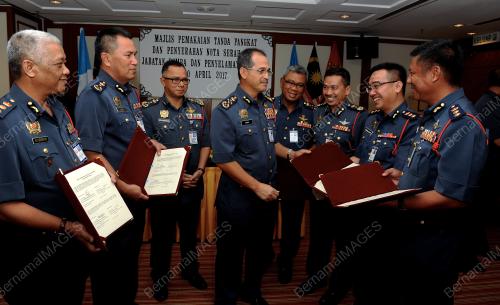 PG01_10042017_PENGARAH_BOMBA