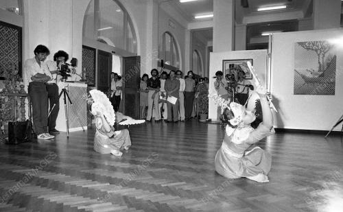 PG01_11032015_PUSAT_SENI