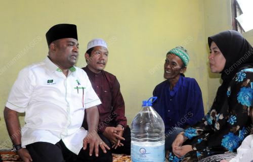 PG01_11102013_ABDUL_AZEEZ_HAJI