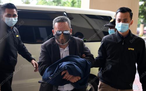 PENGERUSI KOPERASI DIDAKWA