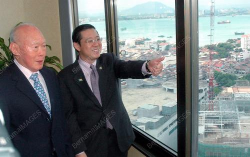 LEE KUAN YEW