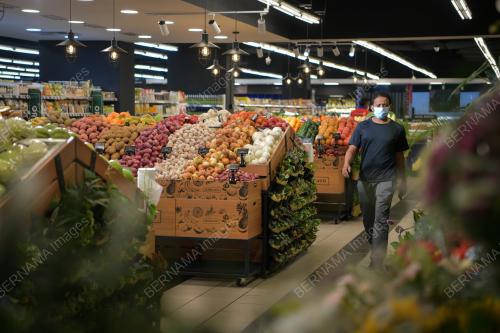 MERCATO PLAZA ISLAND