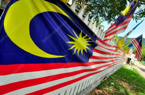 PG01_14082016_BENDERA