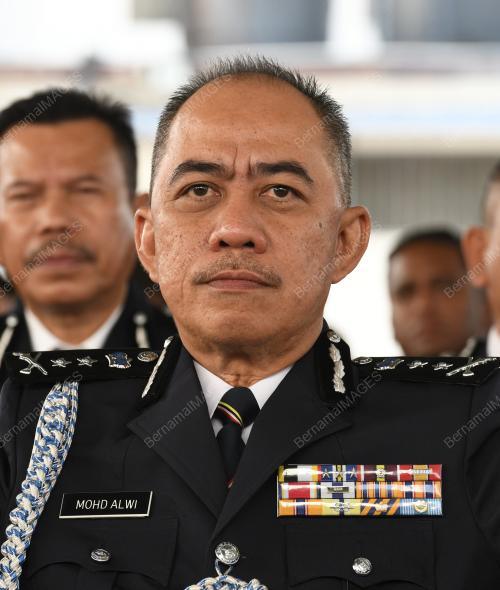 DATUK MOHD ALWI ZAINAL ABIDIN