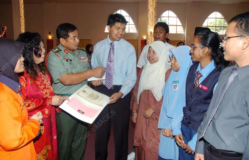 PANGLIMA 2 DIVISYEN