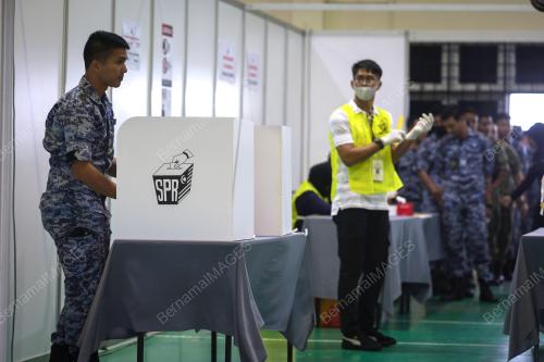 UNDI AWAL PILIHAN RAYA UMUM KE-15 (PRU15)