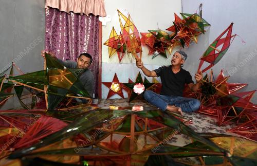 PEMBUAT BINTANG RAYA