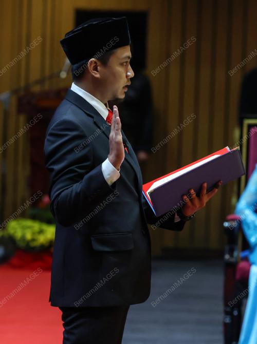 FAHMI ZAINOL