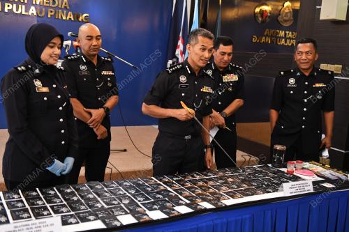 DATUK MOHD SHUHAILY MOHD ZAIN