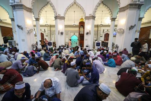 TRADISI NASI DALAM TALAM