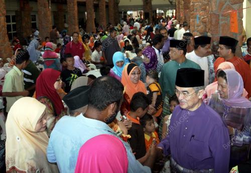 RUMAH TERBUKA