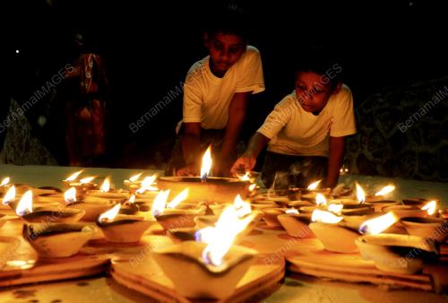 PG01_18112013_KARTHIGAI