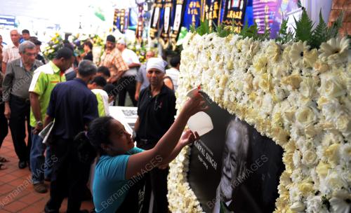 PG01_19042014_KARPAL_SEMBUR