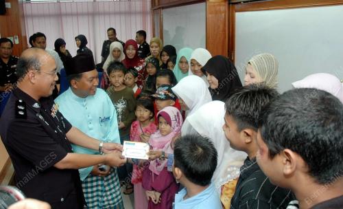 POLIS_BANTUAN