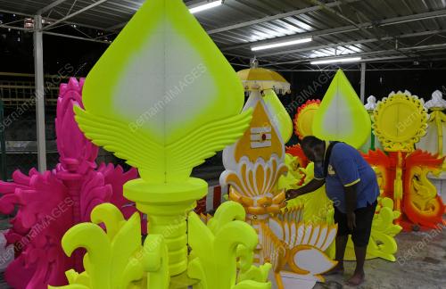 PEMBUAT KAVADI