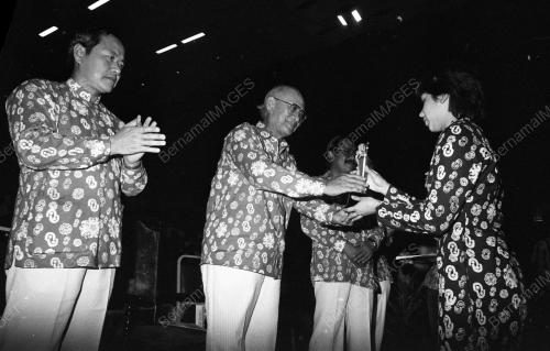 PG01_20052015_SAMPAI_HADIAH