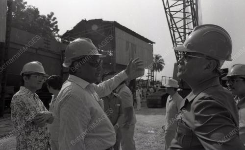 DR. AWANG HASSAN