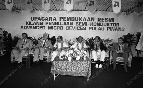 PG01_20102015_RAZALEIGH