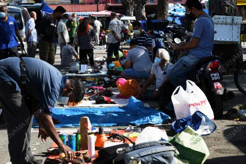 PASAR KARAT