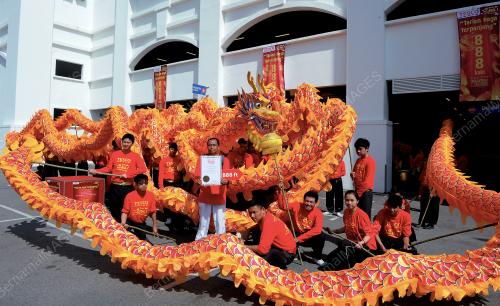 TARIAN NAGA