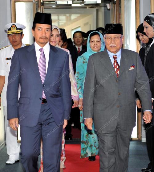 TUANKU MIZAN ZAINAL ABIDIN