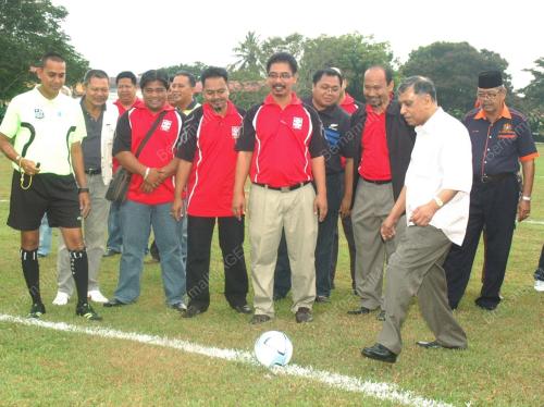 TAN SRI NOR MOHAMED YAKCOP