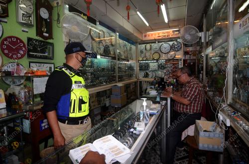 ACP SOFFIAN SANTONG