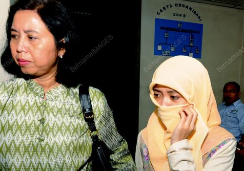 PG01_26022013_MAHKAMAH_INDON