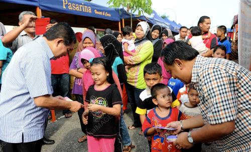 PG01_26072014_DUIT_RAYA