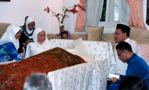 PG01_26092012_JENAZAH