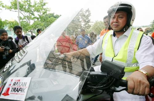 KEMPEN KESELAMATAN JALAN RAYA