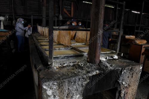 PG01_27102021_KILANG_KOTOR